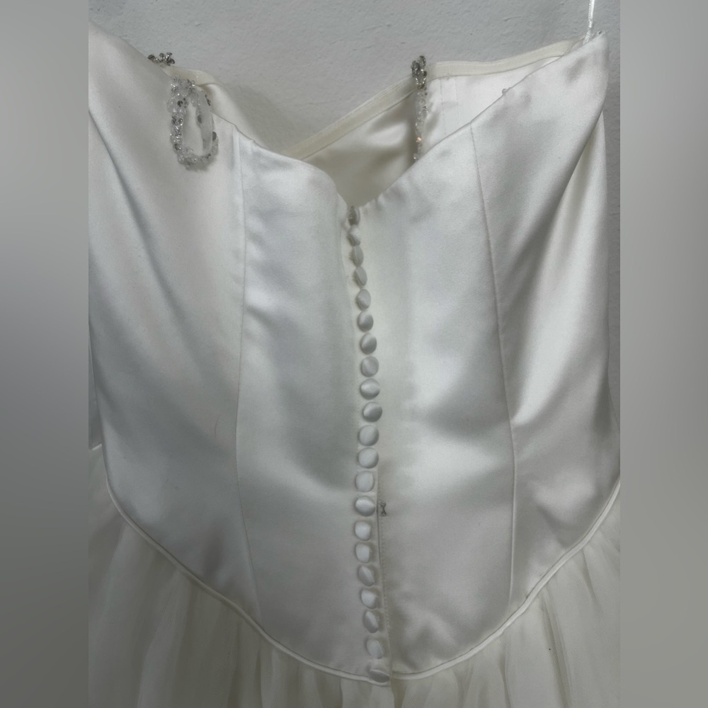 Mon Cheri Bridal Wedding Gown Embroidered Tulle Dress - Picture 15 of 15